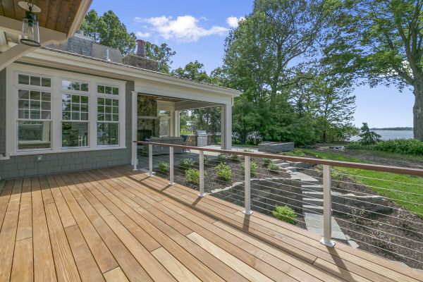 Cost of Deck Installation in Leander