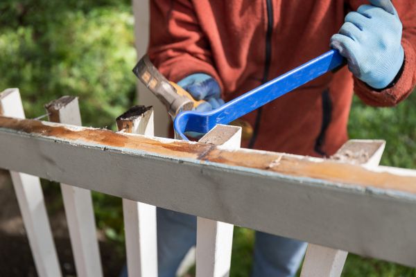 Cost of Deck Railing Replacement in Leander