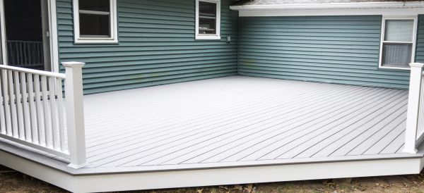 Cost of Vinyl Decking Installation in Leander