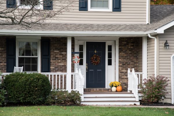 Cost of Front Deck Construction in Leander