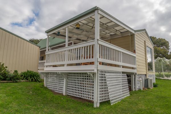 Cost of Deck Lattice Repair in Leander